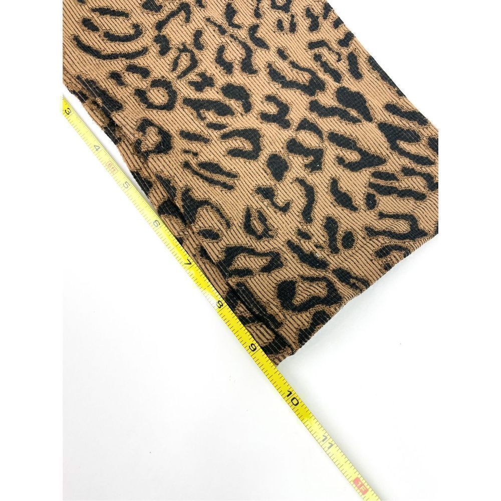 Active USA Leopard‎ Print Ribbed Bike Shorts Size M/L - Picture 7 of 7